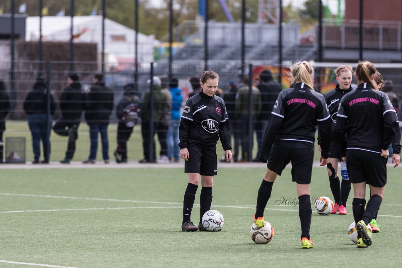 Bild 97 - B-Juniorinnen St.Pauli - C-Juniorinnen SV Steinhorst : Ergebnis: 1:2